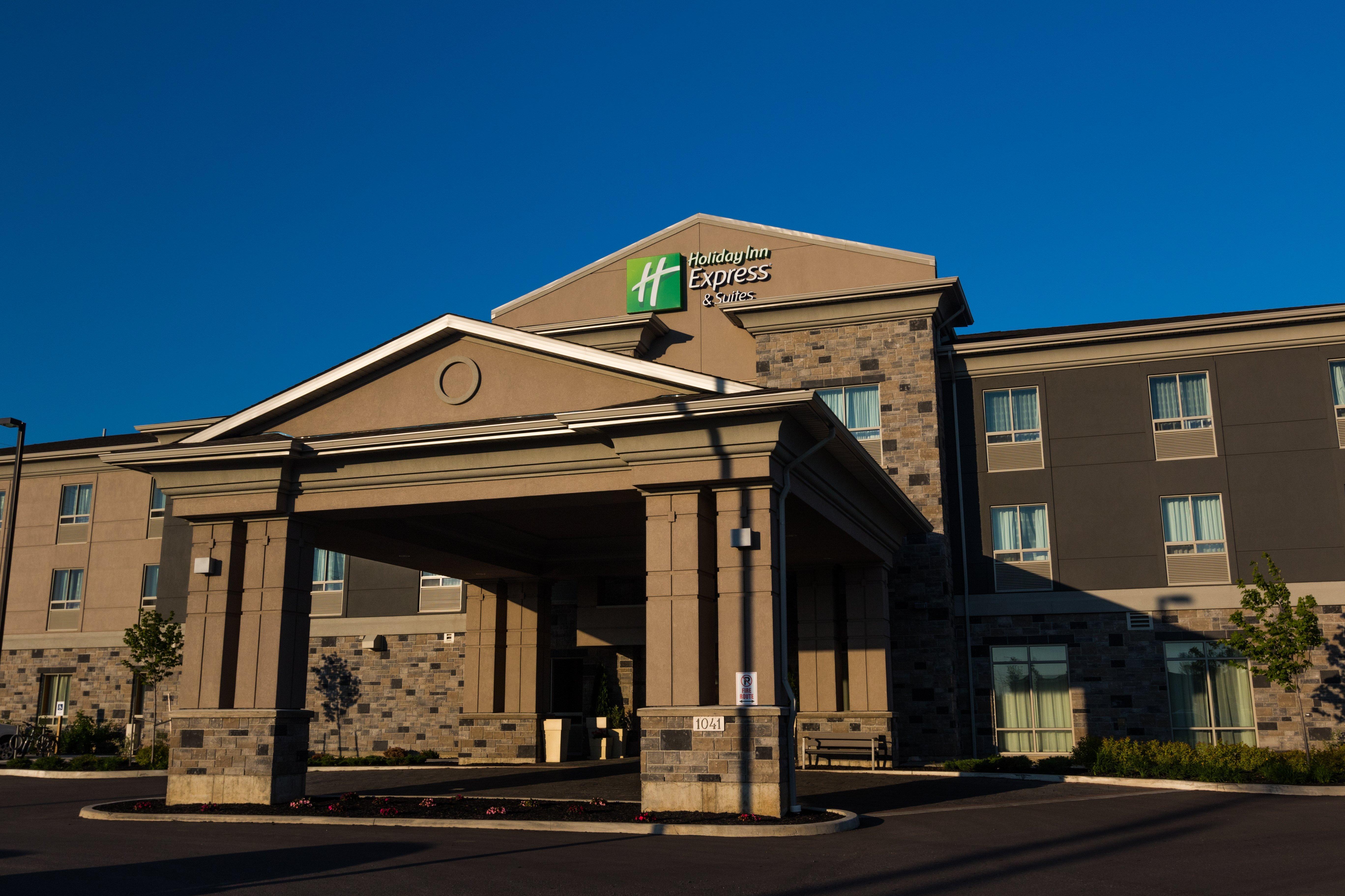Holiday Inn Express Thunder Bay By Ihg Extérieur photo
